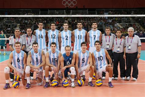 jugadores de voley argentina